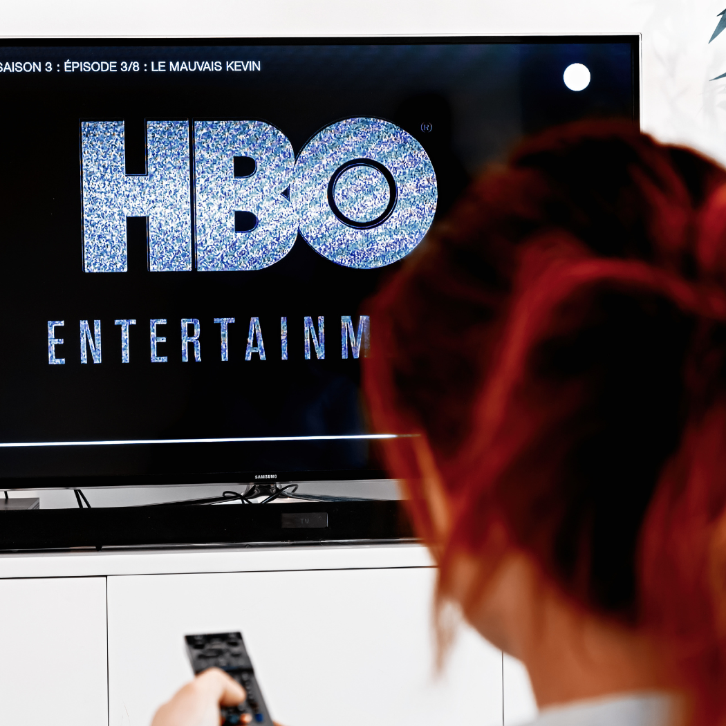 Najlepsze filmy i seriale o modzie i z modą w tle – co obejrzeć na Netflix, HBO, Disney+ i Prime Video?